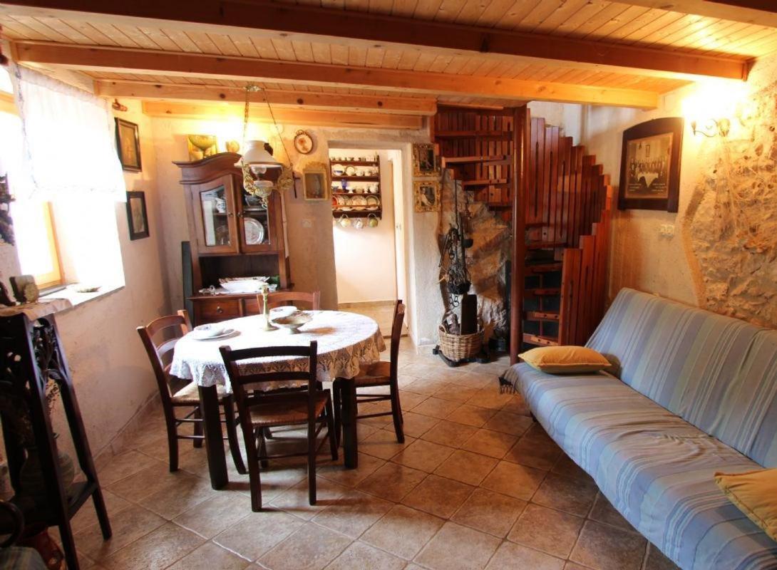 Apartmani Puric Malinska Exterior foto